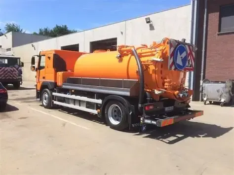 Vrachtwagenchauffeur zuig/combiwagen